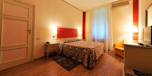 Toscane - Hotel Stipino a Lucca - Camera matrimoniale