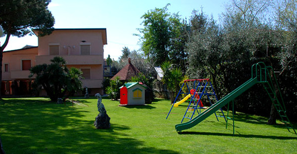 Toscane - Albergo Ristorante da Filié - Giardino Area Relx e Giochi Bambini